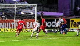 Gamalho marca décimo gol da temporada e garante vitória do CRB