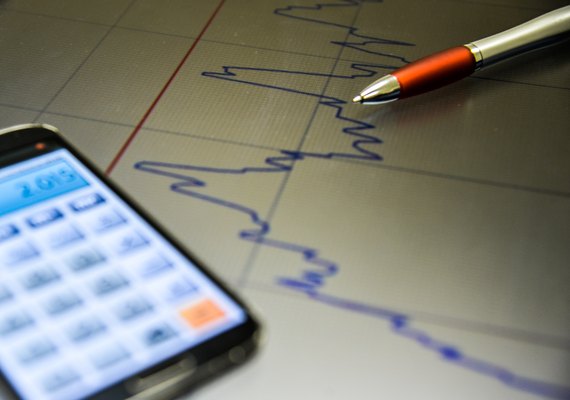Mercado reduz projeção de crescimento do PIB para 2026