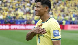 Douglas Santos leva experiência do ouro olímpico para busca do hexa