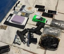 Influenciadora alagoana é presa com armas e drogas em Guaxuma