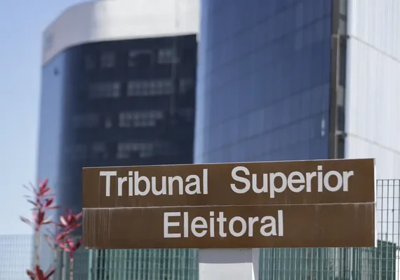 Termina neste sábado prazo para registro de estatutos partidários