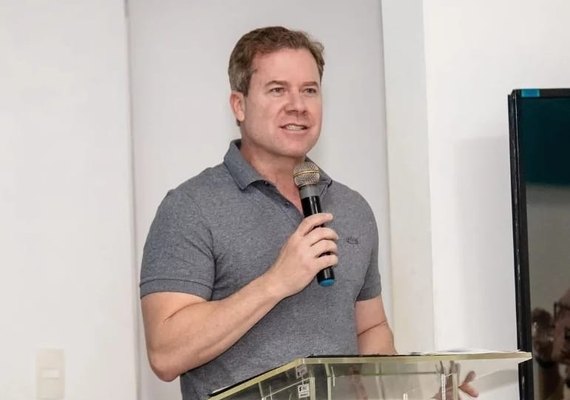 Marx Beltrão apoia avanço de projeto contra misoginia na Câmara
