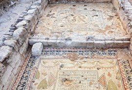 Mosaico de 1.700 anos é encontrado em antiga cidade da Turquia