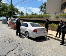 Homem é preso dentro de carro durante tentativa de furto em Maceió