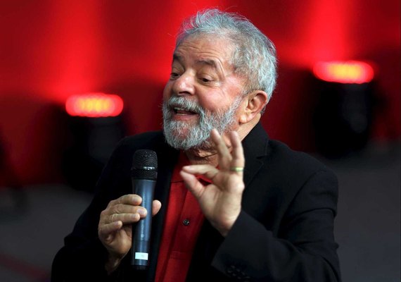 Lula: não sou pombo-correio para andar com tornozeleira