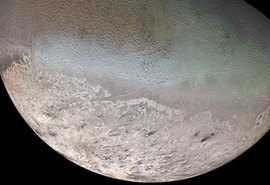 Estudo aponta que lua de Netuno pode ser original do planeta