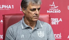 Marroquim diz que clube aguarda liberação da Fifa para contratar atletas