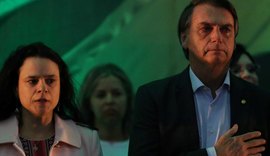 Convenção do PSL tem críticas ao centrão e Bolsonaro emocionado