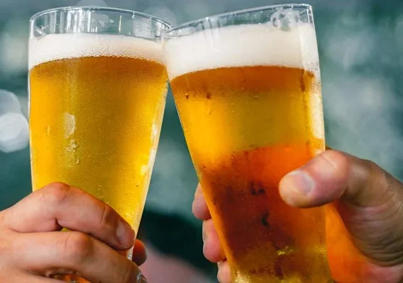 Cerveja: por que bebida vai ficar mais cara em 2022 com a guerra na Ucrânia