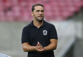 Ex-técnico do ASA surge como opção para o CSA
