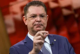 Líder do PL na Câmara diz que partido apoiará escala 4×3