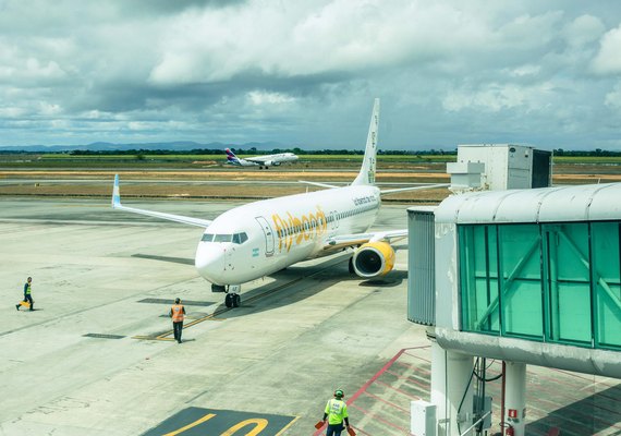 Número de assentos em voos internacionais cresce 134% em Alagoas