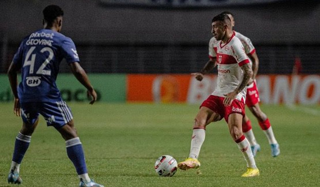 Tinha tudo para dar errado e deu