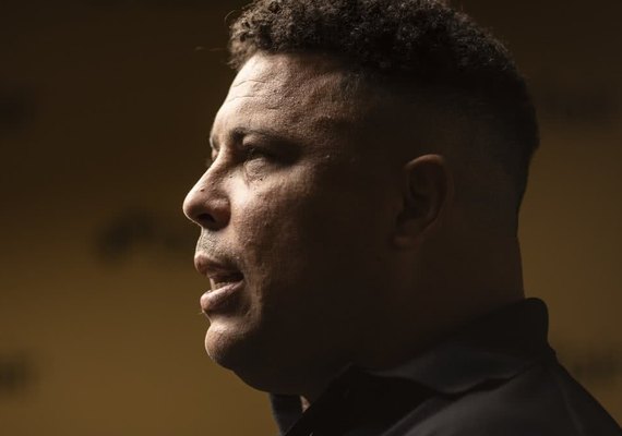 Ronaldo desiste de candidatura à presidência da CBF