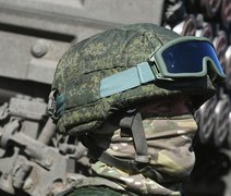 Forças russas atacam aeródromo ucraniano e afundam lancha de patrulha