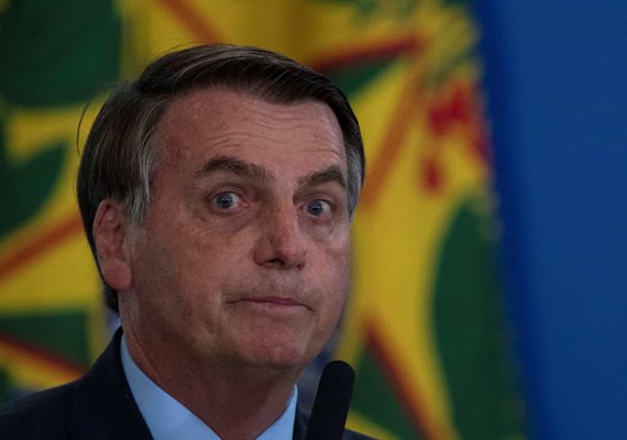 Bolsonaro vai aos EUA para tentar atrair fábrica da Tesla para o Brasil