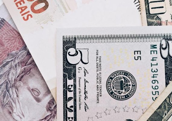 Segundo economistas PIB e dólar maiores em 2019 e reduzem previsão de inflação