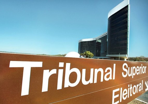 TSE aprova registro de quatro candidaturas à presidência