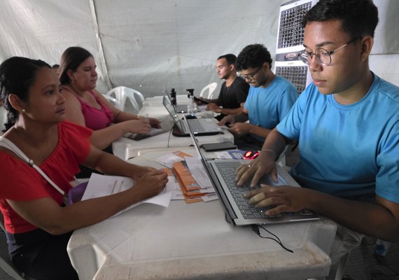 Confira as vagas de emprego para pessoas com 40 anos ou mais disponíveis nesta quinta-feira(17)