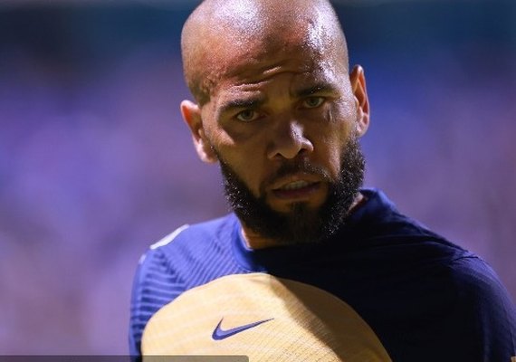 Saiba o que a defesa de Daniel Alves alega em pedido de liberdade do jogador