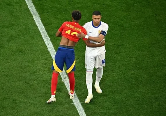 França e Espanha duelam por vaga na final da Copa do Mundo 2026