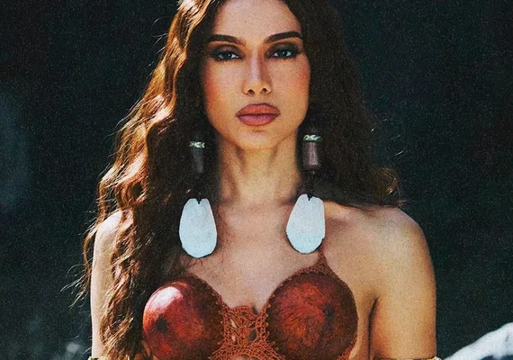 Anitta revela medo de assumir candomblé por receio de preconceito