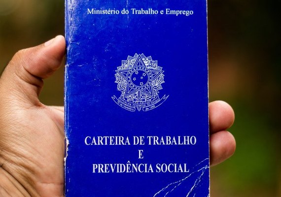 IBGE: taxa de desemprego no Brasil atinge 14,4 milhões de pessoas