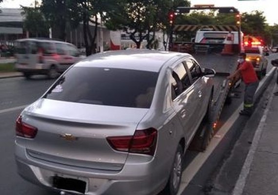 Fiscalização em Maceió autua e remove veículos de transporte clandestino