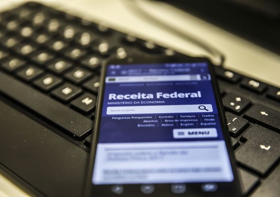 Contribuintes têm último final de semana para fazer declaração do IR