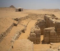 Túmulo egípcio de 4.400 anos é encontrado com relevos preservados no Egito