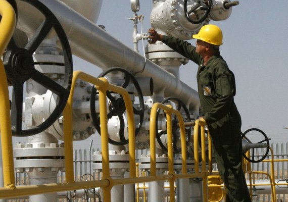 Preços do petróleo recuam após acordo entre EUA e Irã