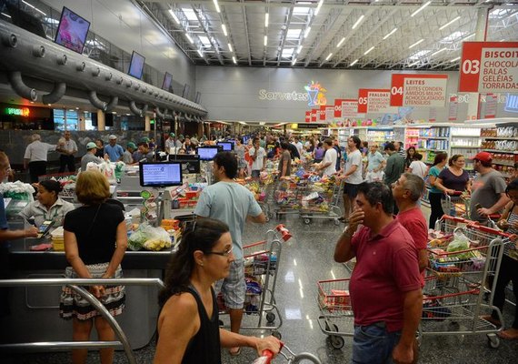 Vendas dos supermercados cresceram 2,07% em 2018