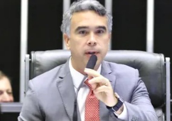 Deputado de AL é convidado para ato em defesa da democracia nos EUA