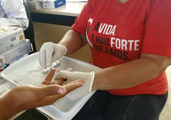 Pontos de vacinação testam para hepatites virais a partir deste sábado (10)