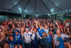 Palmeira dos Índios abraça Renan Filho em plenária lotada