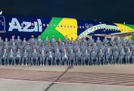 Brasil embarca para Copa de 2026 sob festa da torcida