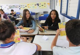 Lista: 30 escolas estaduais alagoanas superam média nacional do IDEB