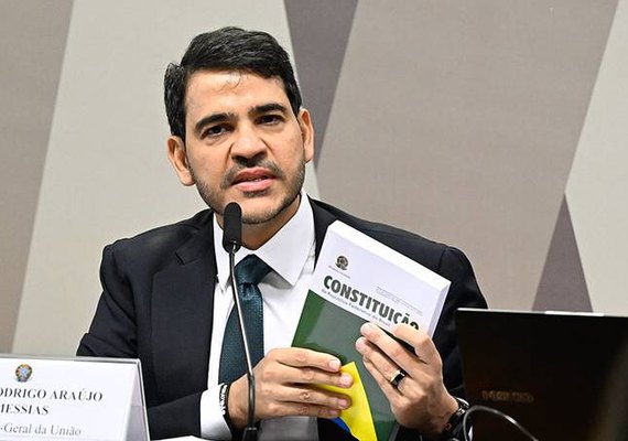 Aliados de Lula avaliam acionar STF após rejeição de indicação de Jorge Messias
