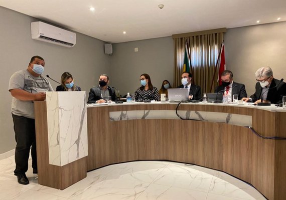 Secretário participa de audiência sobre danos causados por obras da Casal