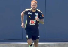 Neymar aparece em treino nos EUA após exames durante recuperação