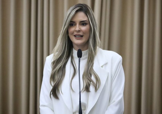 Dra, Sâmea assume vaga de deputada no lugar de Antônio Albuquerque; saiba mais