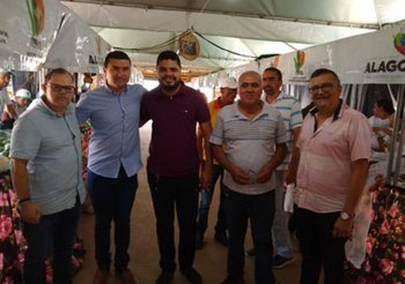 Feira Agrária do Crédito Fundiário recebe vereadores de Craíbas