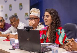 Teca Nelma faz denúncia ao MP sobre gestão cultural de Maceió