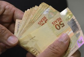 Segunda parcela do 13º salário deve ser paga até a próxima sexta-feira