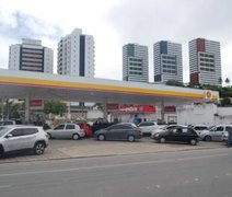 Preço da gasolina sobe apesar da isenção de impostos; MP notifica entidades