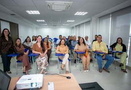 Imersão capacita conselheiros tutelares sobre primeira infância