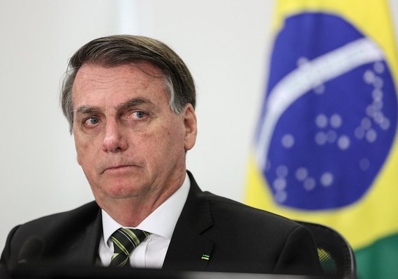 Diversas lideranças anunciam novo pedido de impeachment de Bolsonaro