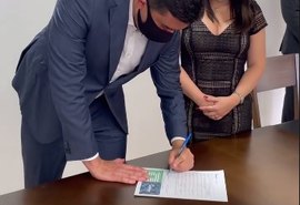 Rui Palmeira bate martelo e oficializa filiação ao Podemos