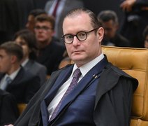 Zanin rejeita liminar, mas mantém processo sobre CPI do caso Master no STF