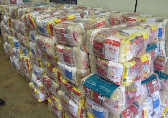 Maceió: Saiba quem vai receber cestas básicas na próxima semana